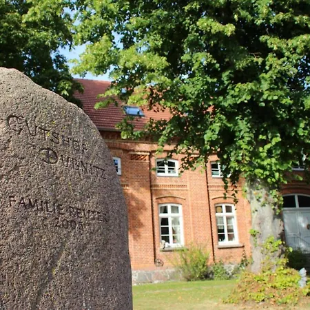 Gutshof Dubnitz - 1 