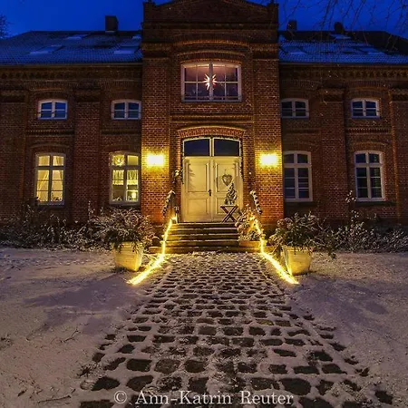 Gutshof Dubnitz - 1 