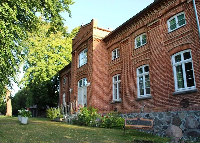 Gutshof Dubnitz - 1 